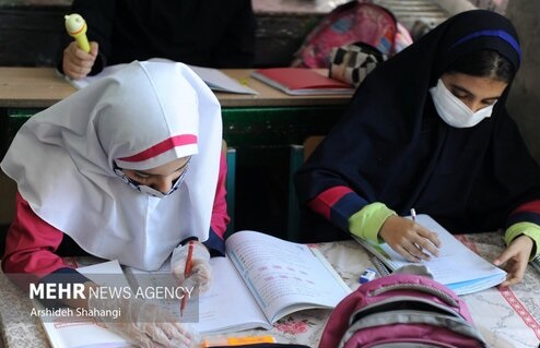 آیا مدارس ایران در بین التعطیلین تعطیل می شوند