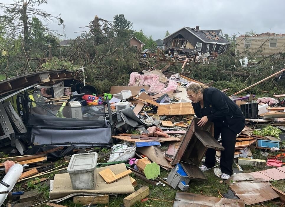 عکس ویرانی طوفان تندباد سنگین در آمریکا