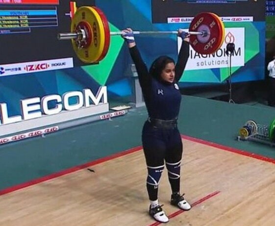 عکس دختر موفق وزنه بردار ایرانی در مسابقات بین المللی