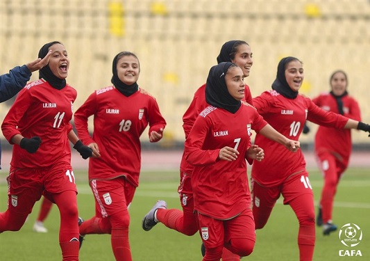 فوتبال دختران بانوان ایران