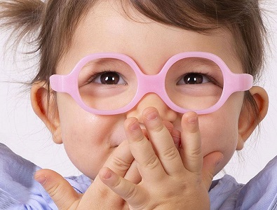 علت عینکی شدن کودکان آینده چیست