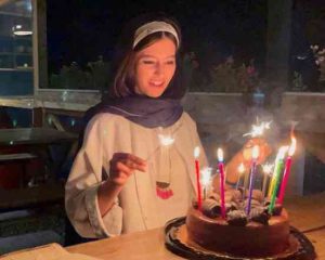 کیک و تم تولد و مراسم جشن پردیس احمدیه
