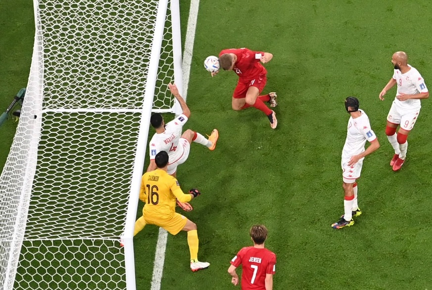 عکس حسرت بزرگ گلزنی در یک قدمی دروازه در جام جهانی