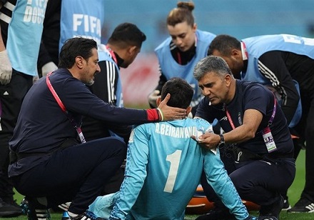 عکس تمرین کردن بیرانوند بعد مصدومیت شکستگی بینی در تیم ملی