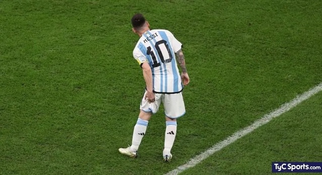 اقدام جالب اسکالونی برای بازیکنان آرژانتین قبل فینال